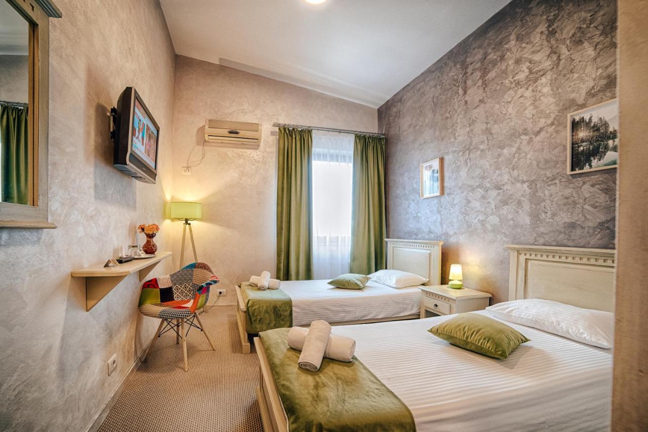 Ostello Casa Vatra Rădăuţi Esterno foto