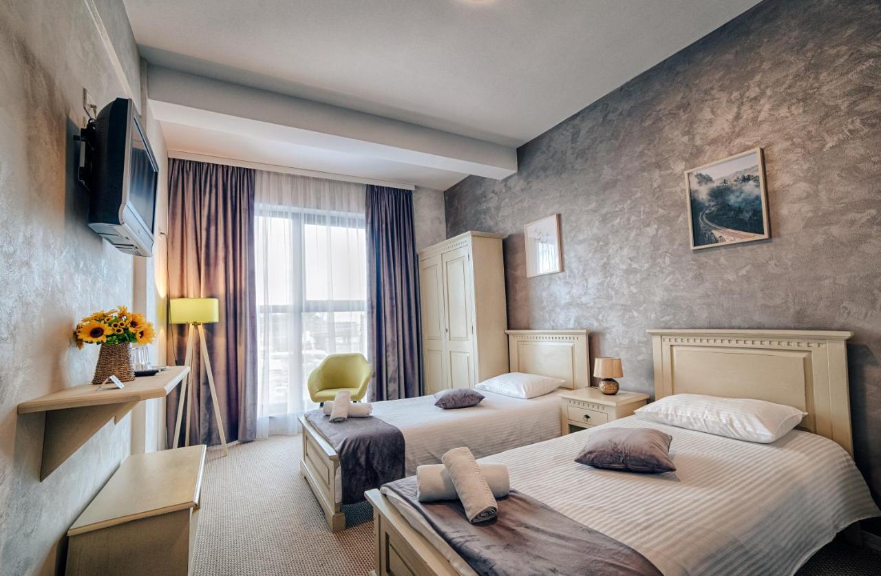 Ostello Casa Vatra Rădăuţi Esterno foto