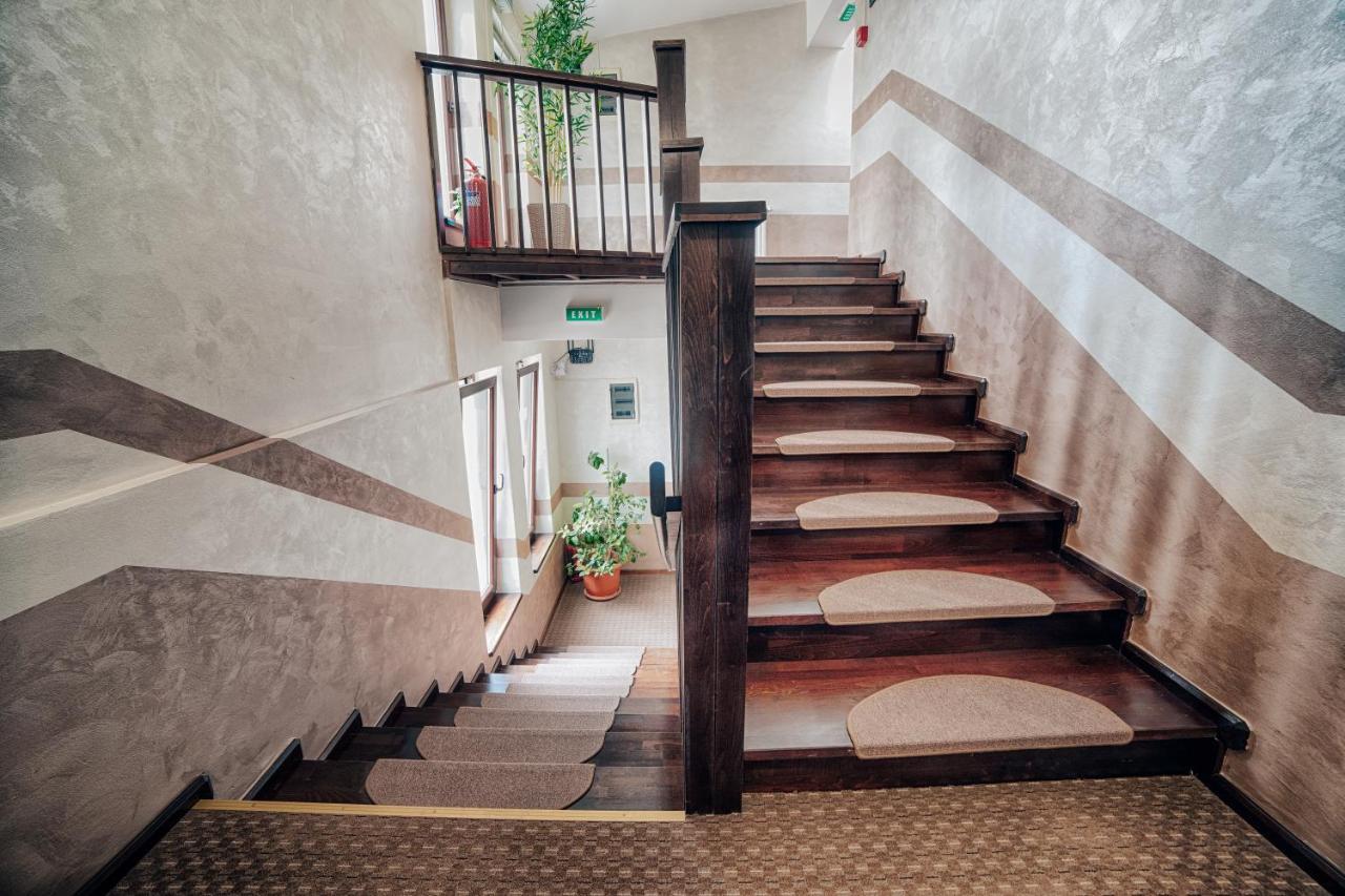 Ostello Casa Vatra Rădăuţi Esterno foto