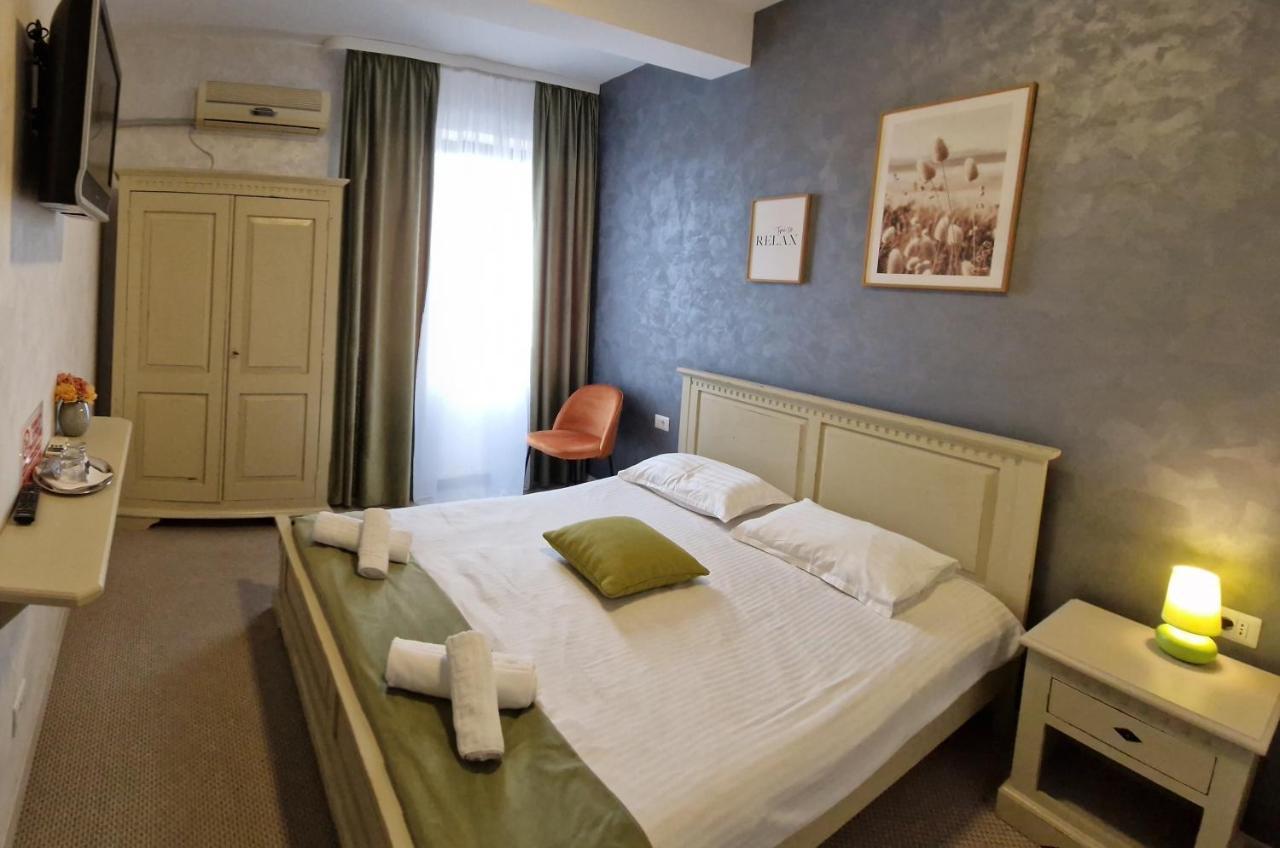 Ostello Casa Vatra Rădăuţi Esterno foto
