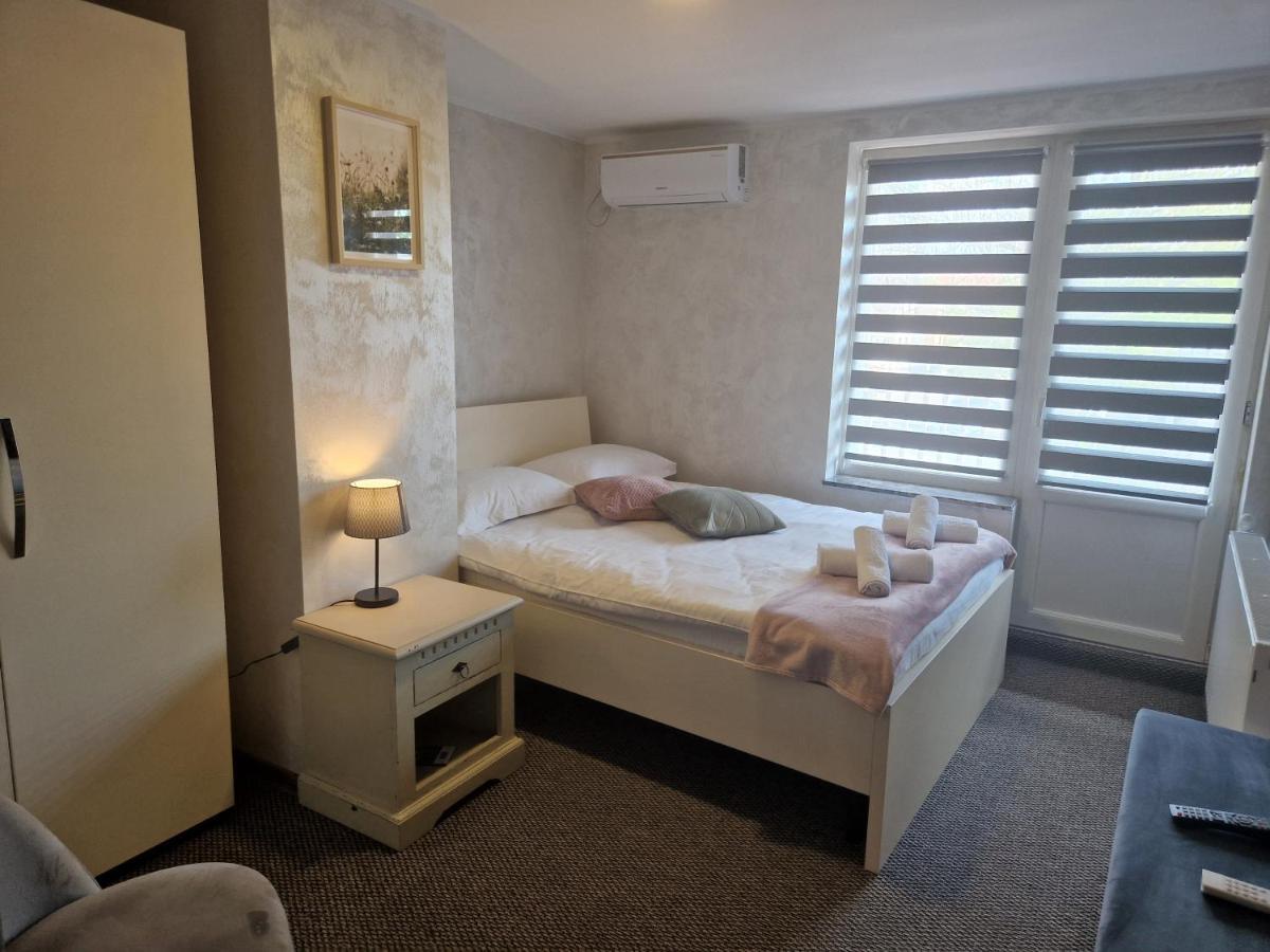 Ostello Casa Vatra Rădăuţi Esterno foto